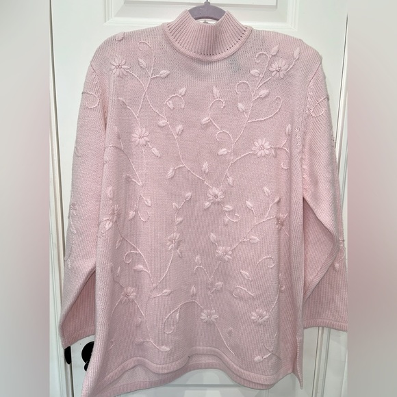 Karen Scott 2X Oversized Floral Embroidery Femme Turtle Neck Long Sleeve Sweater - Picture 2 of 11